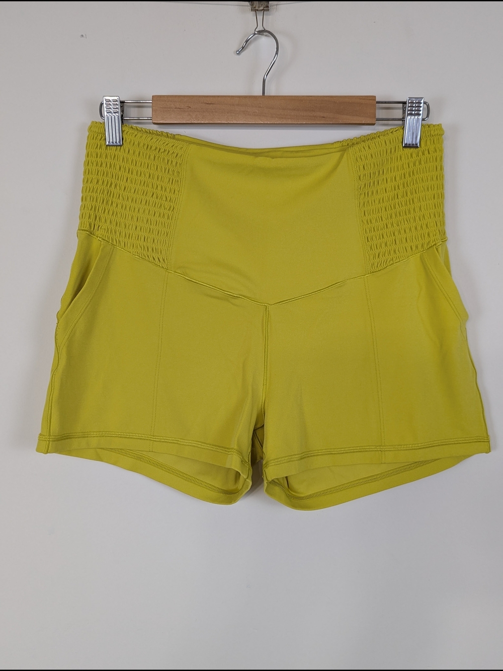 OFFLINE by aerie Stretch Athletic Shorts in Golden Yellow